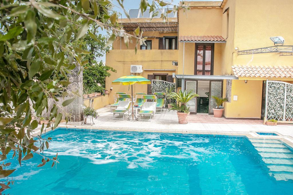Hotel Annabelle Ίσκια Εξωτερικό φωτογραφία
