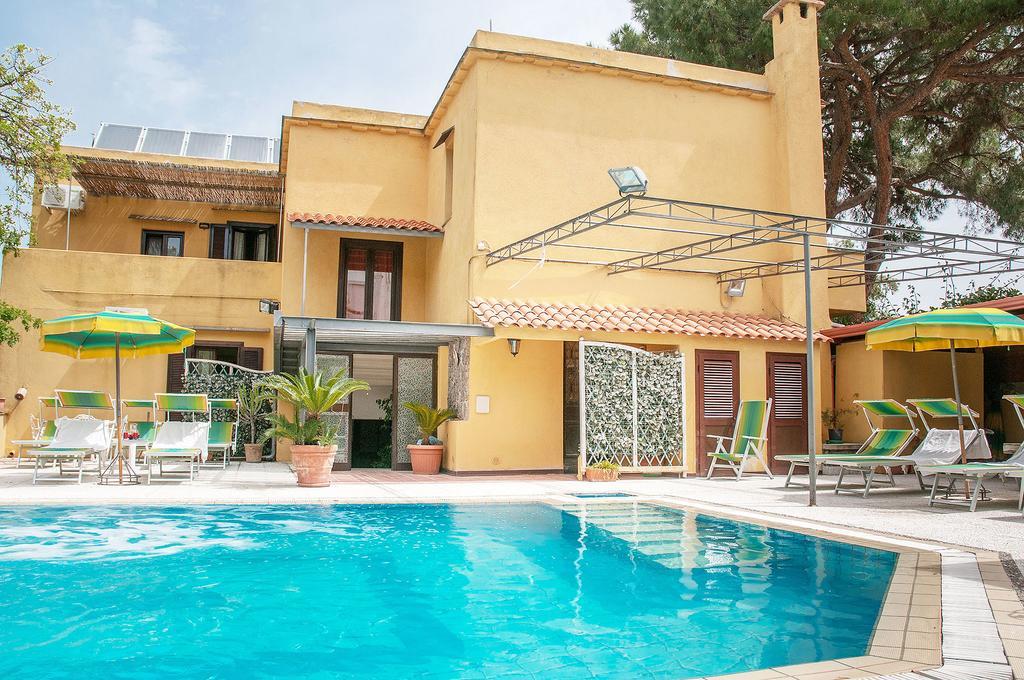 Hotel Annabelle Ίσκια Εξωτερικό φωτογραφία