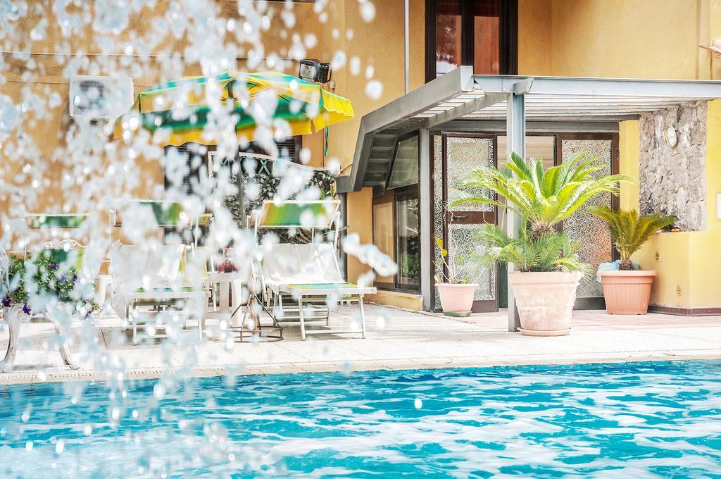 Hotel Annabelle Ίσκια Εξωτερικό φωτογραφία