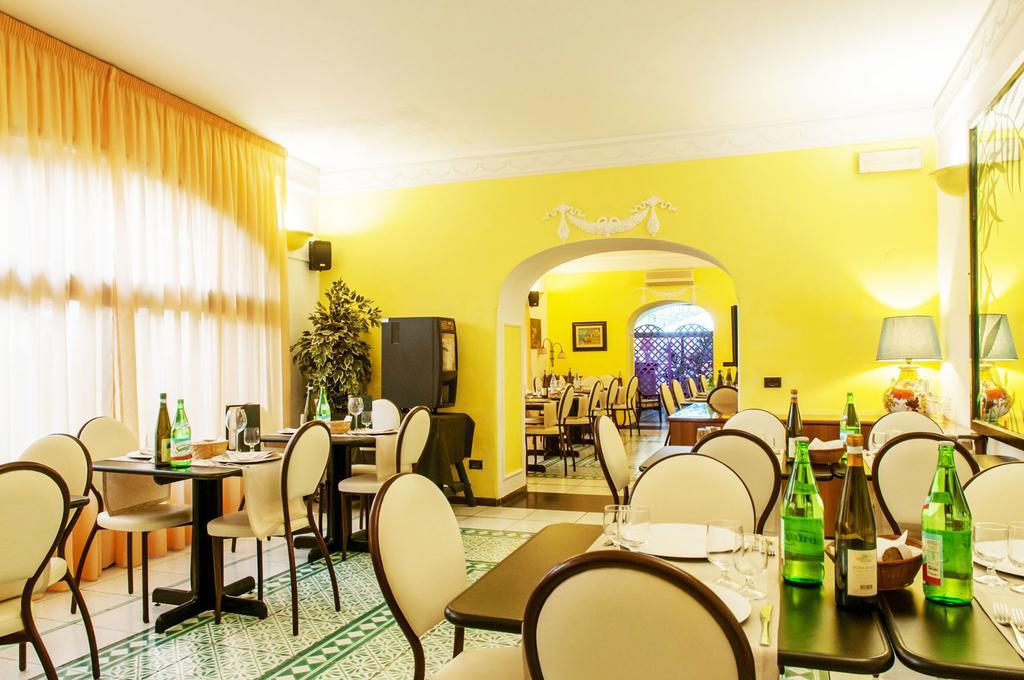 Hotel Annabelle Ίσκια Εξωτερικό φωτογραφία